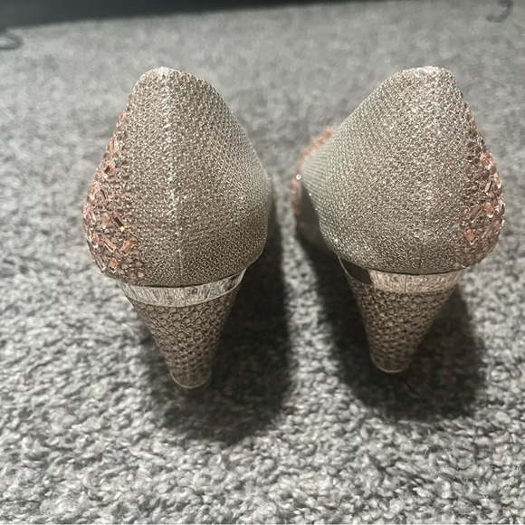 Rose gold heels size 8 - Picture 5 of 9